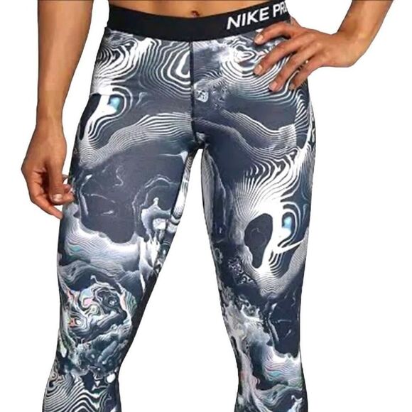 Nike Pro Dri-Fit Capri Leggings Black & White Coral
Print Medium - Picture 2 of 6